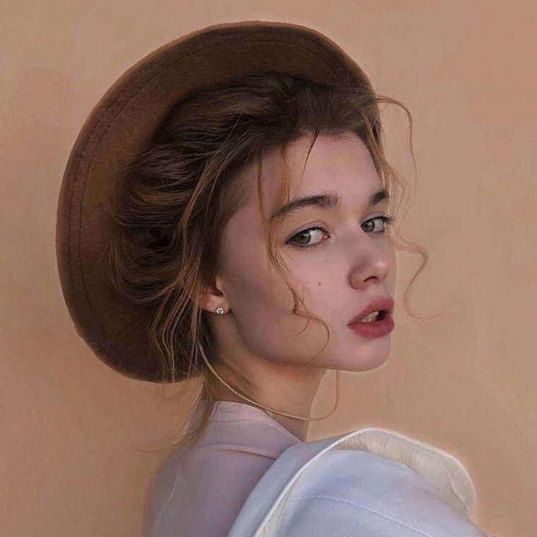 Анастасия Полякова