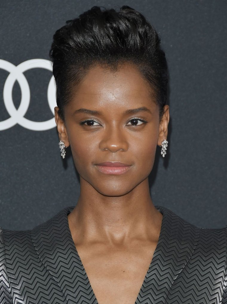 Летишиа Райт фигура