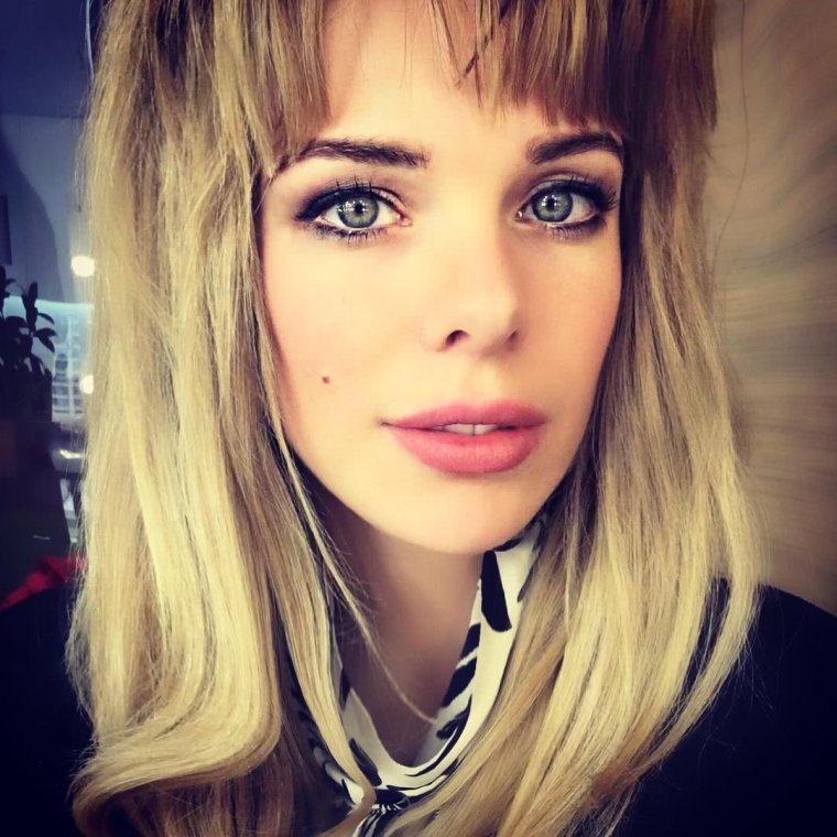 Анна Старшенбаум короткая стрижка