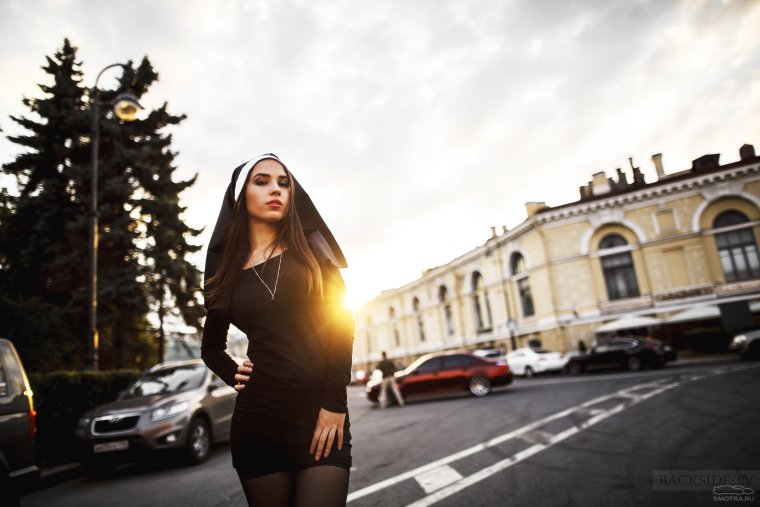 Девушка Эрика Давидыча Моника