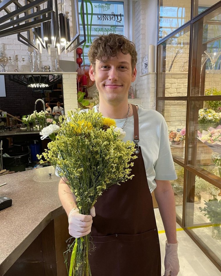 Арсений Попов арт