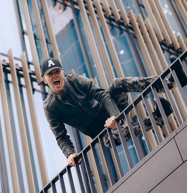 Арсений Попов