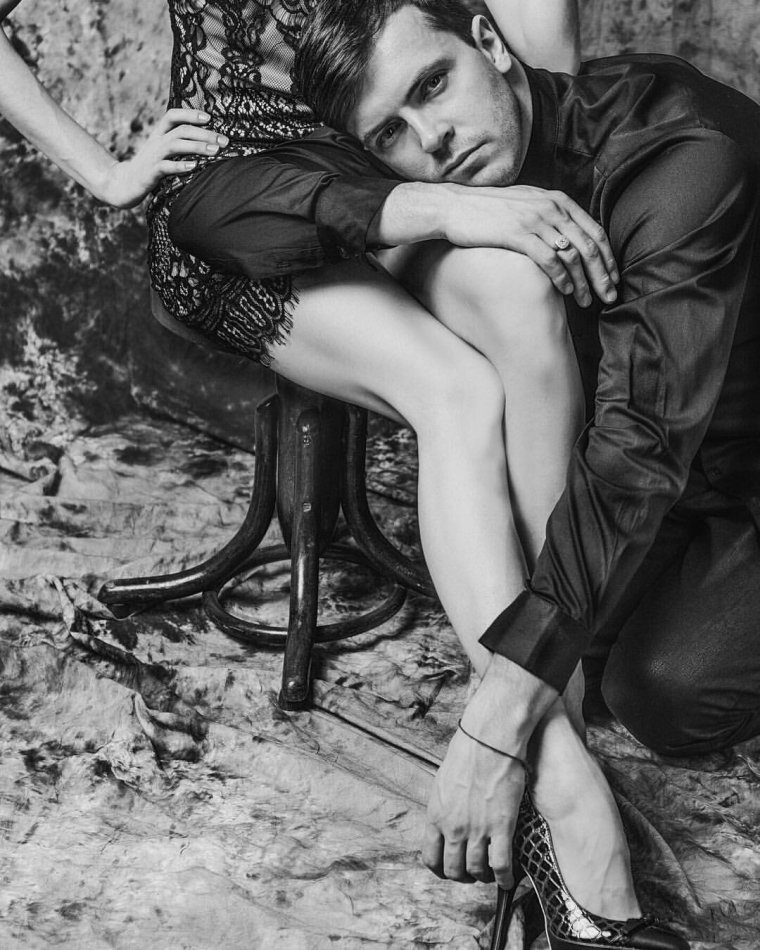 Арсений Попов