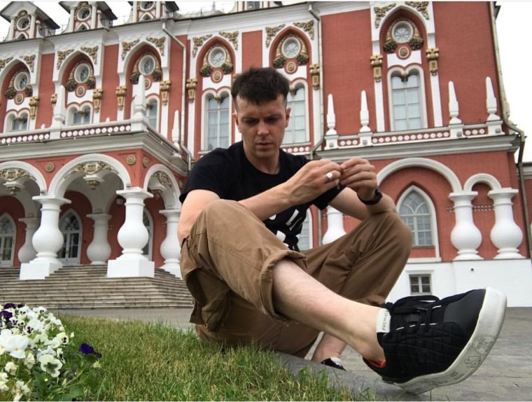 Семейный бюджет фильм Арсений Попов