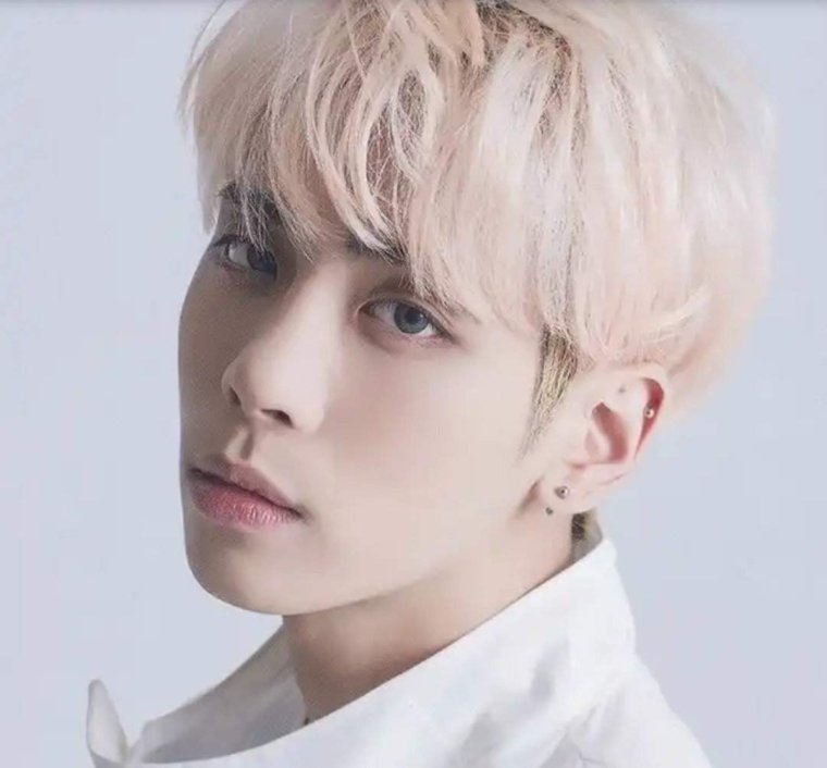 Обои с Ким Джонхеном