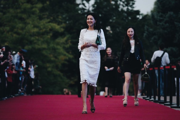 Аружан Джазильбекова адаптация