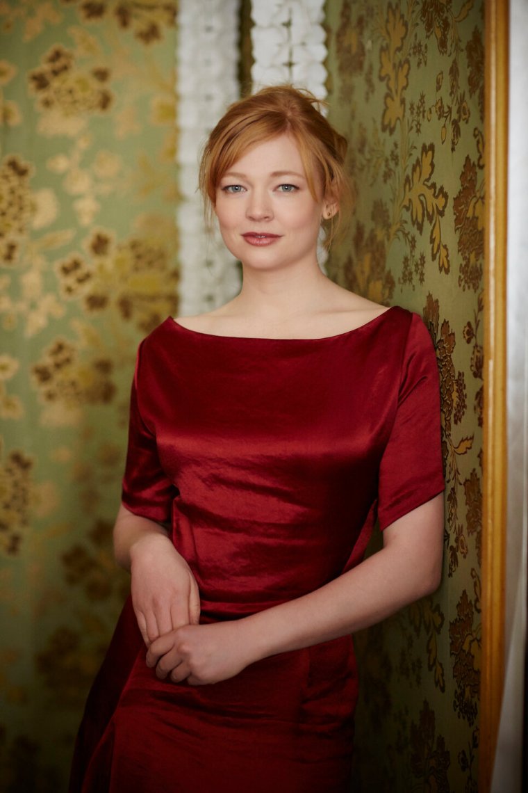 Сара Снук hot