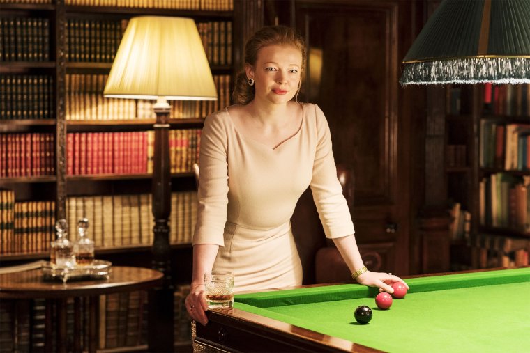 Сара Снук Джезабель