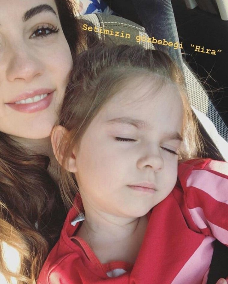 Чаглар Эртугрул и Бурджу Озберк вместе