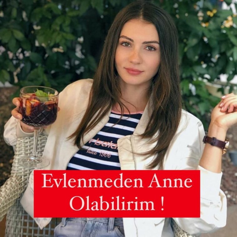 Актриса Бурджу Озберк