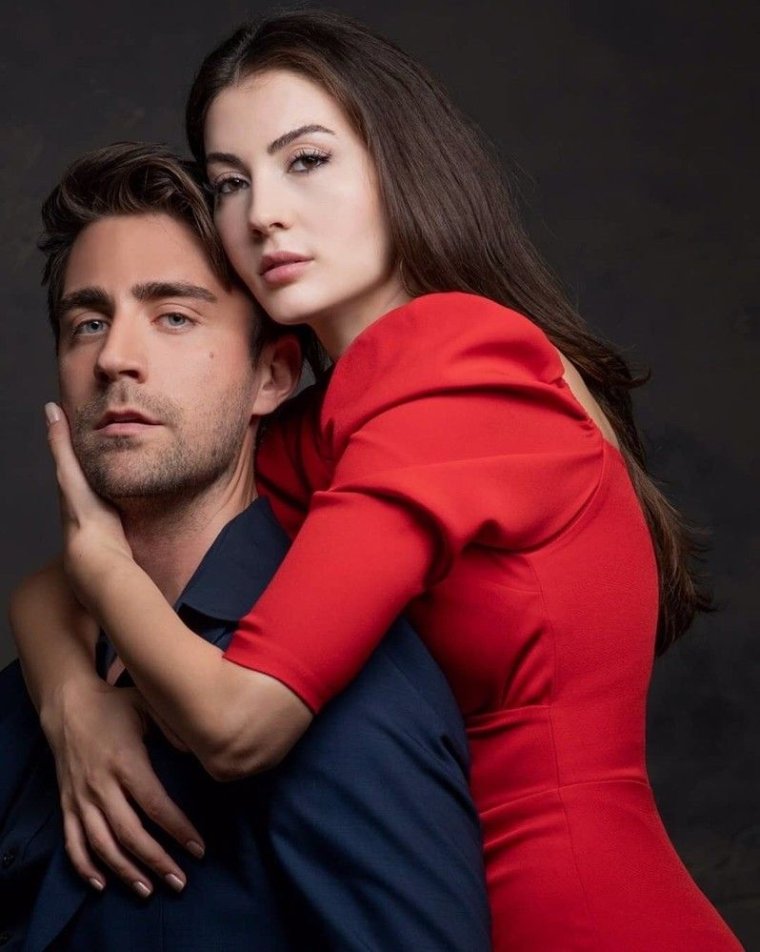 Ильхан Шен и Бурджу Озберк