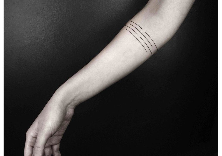 Тату линии на руке