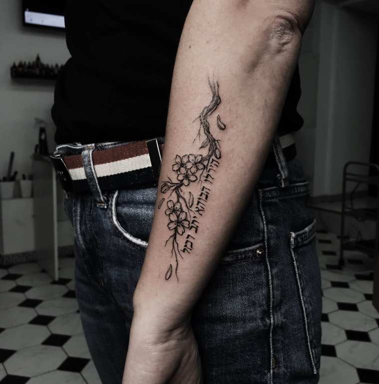 Тату на предплечье мужские небольшие