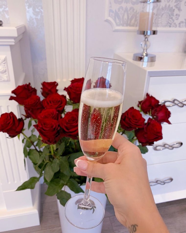 Бокалы за дружбу