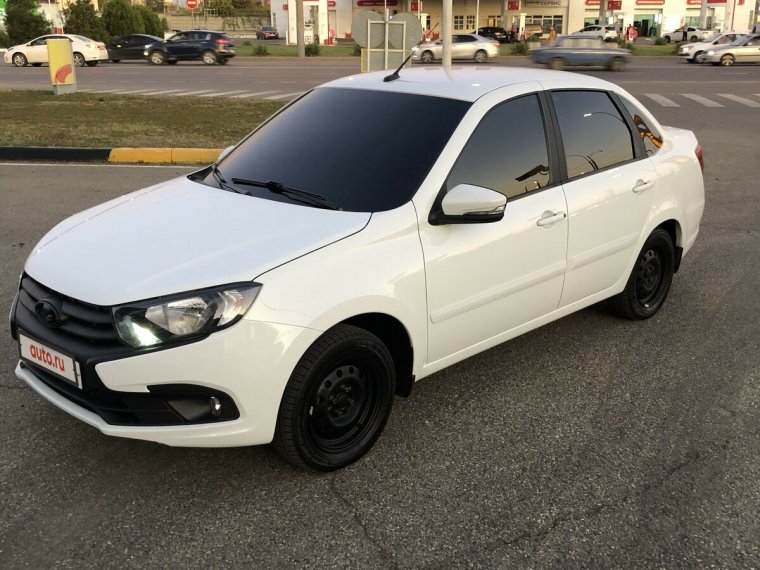 Гранта 2 белая