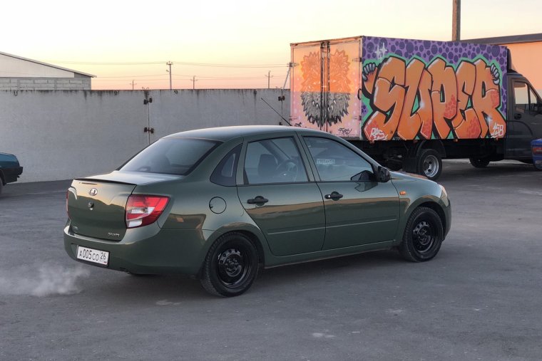 Лада Гранта Аллигатор