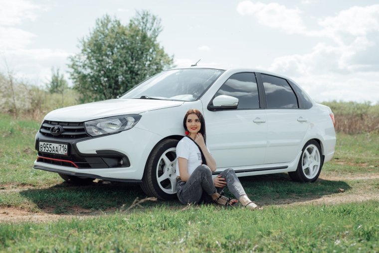 Лада Гранта и Лада Гранта фл