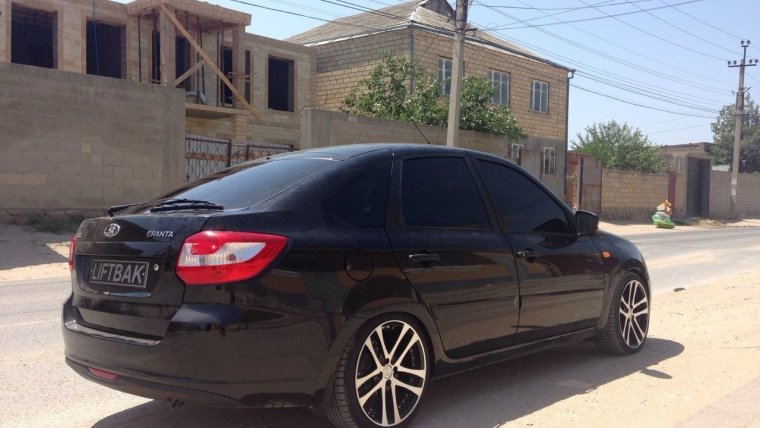 Гранта лифтбек на 16 рельсах