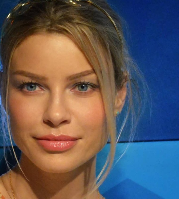 Лорен Джерман губы