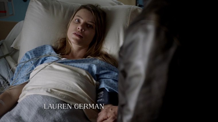 Лорен Джерман джакузи