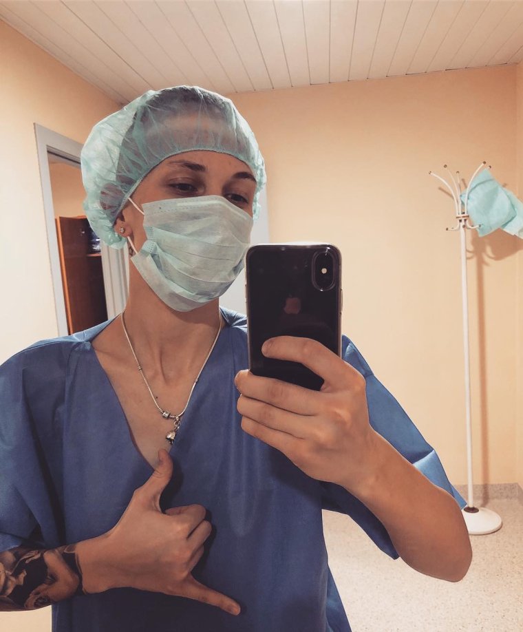 Ксения Милос 2022