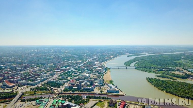 Река Омь впадает в Иртыш в Омске