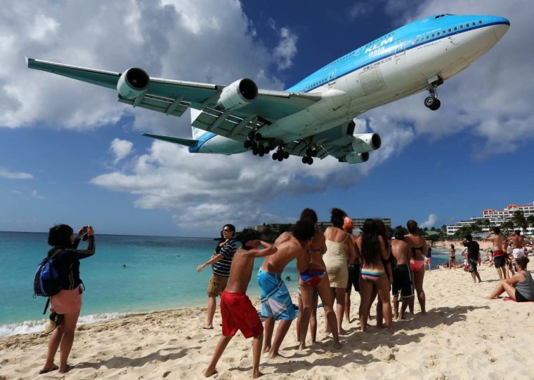 Пляж махо сен-Мартен