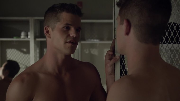 Итан и Эйдан Волчонок торс