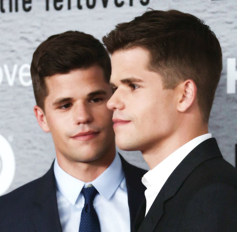 Чарли и Макс Карвер