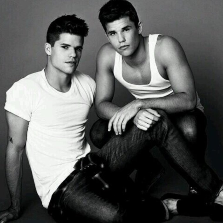 Чарли Карвер Волчонок