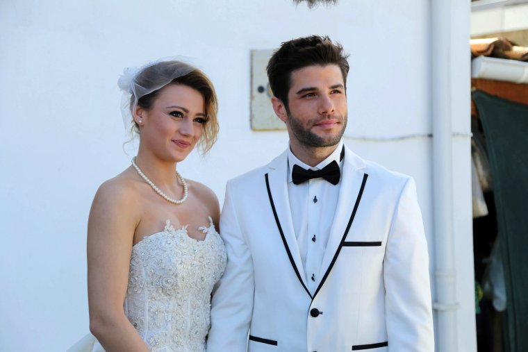 Берк Джанкат и Гизем Караджа