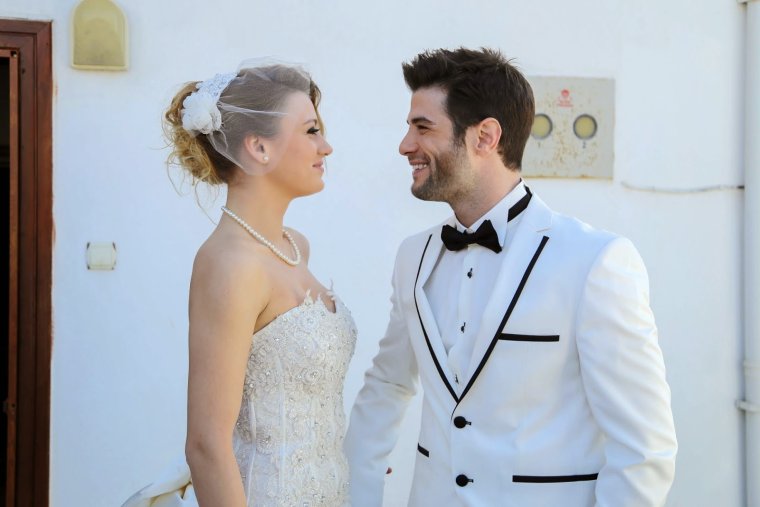 Турецкий сериал Гузель Кюйлю