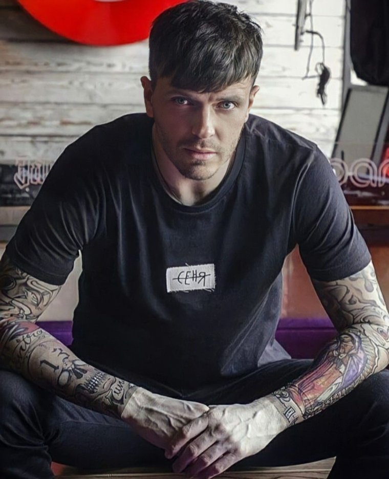 Арсений Попов