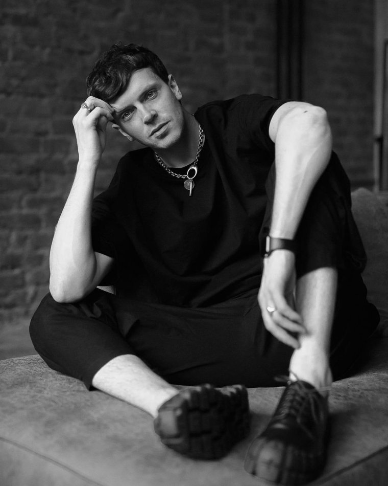 Арсений Попов