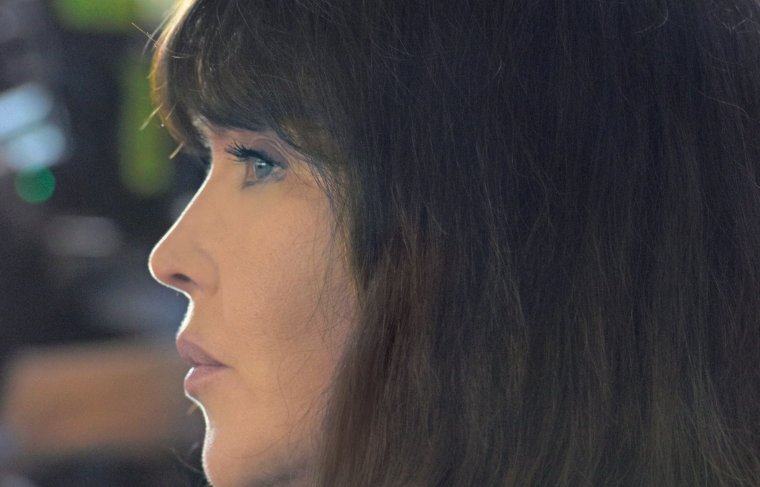 Изабель Аджани пощечина