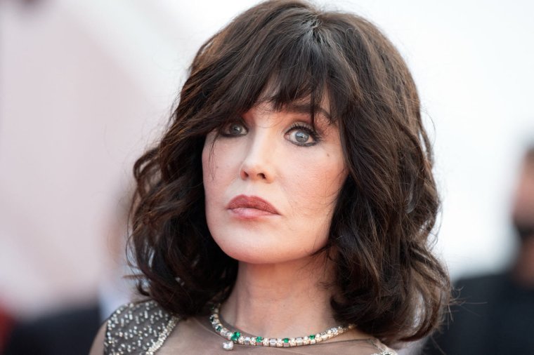 Изабель Аджани 2022