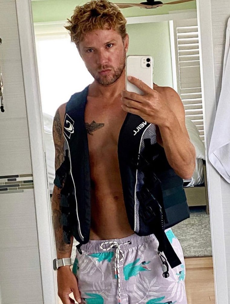 Райан Филипп молодой торс