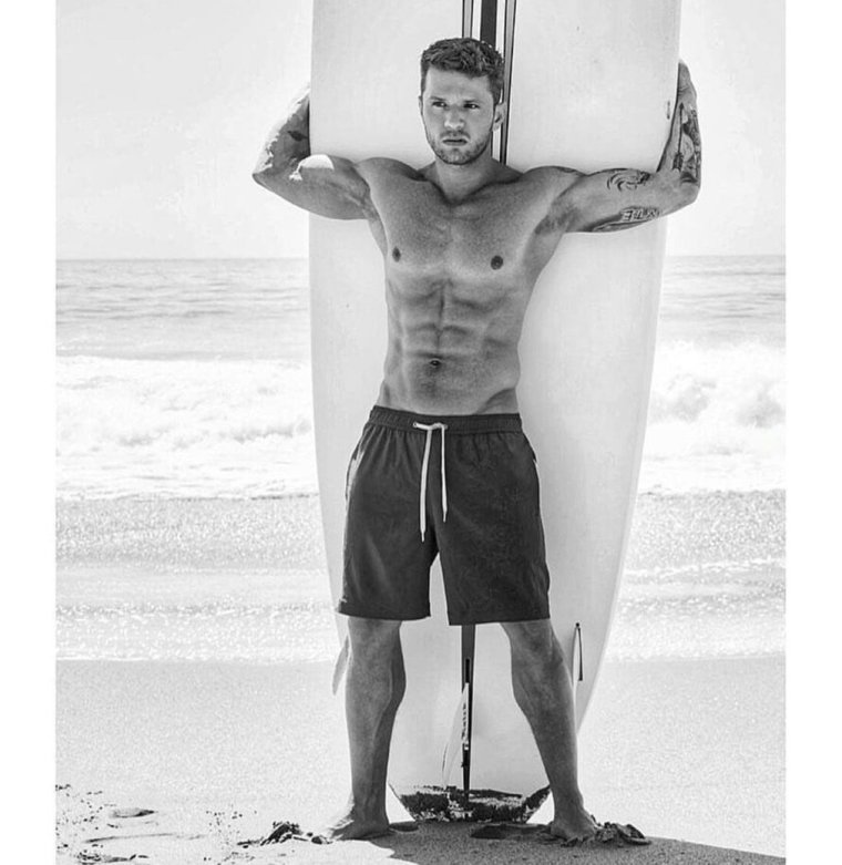 Ава Элизабет Филипп и Райан Филипп