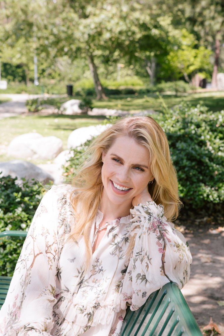 Клэр Рианно́н Холт