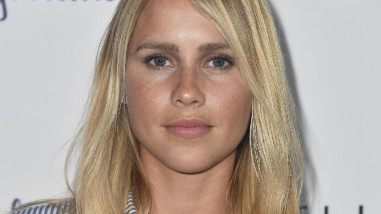 Клер Холт выкидыш