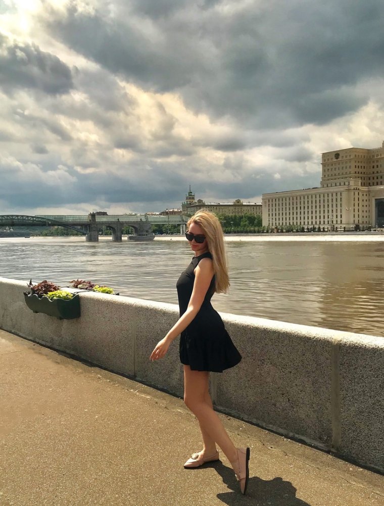 Вика Малиновская Москва