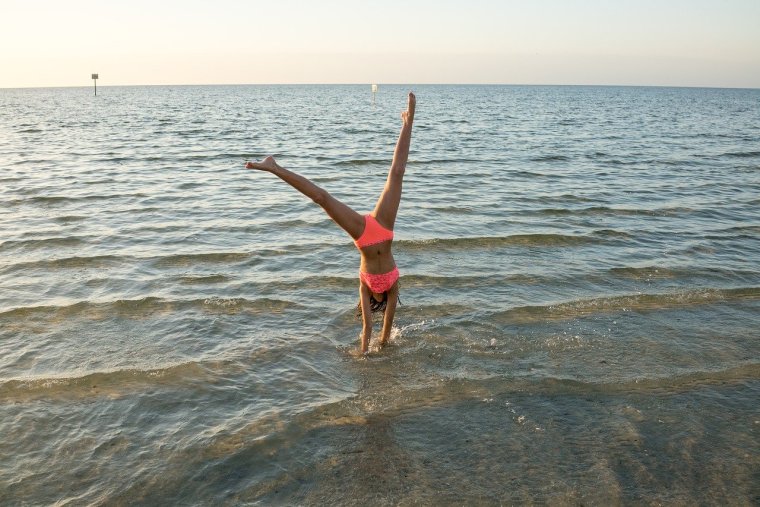 Гимнастки на море 10 лет