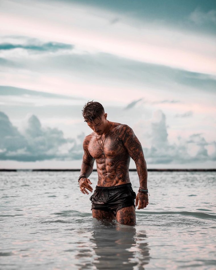 Anton Zaslavski торс