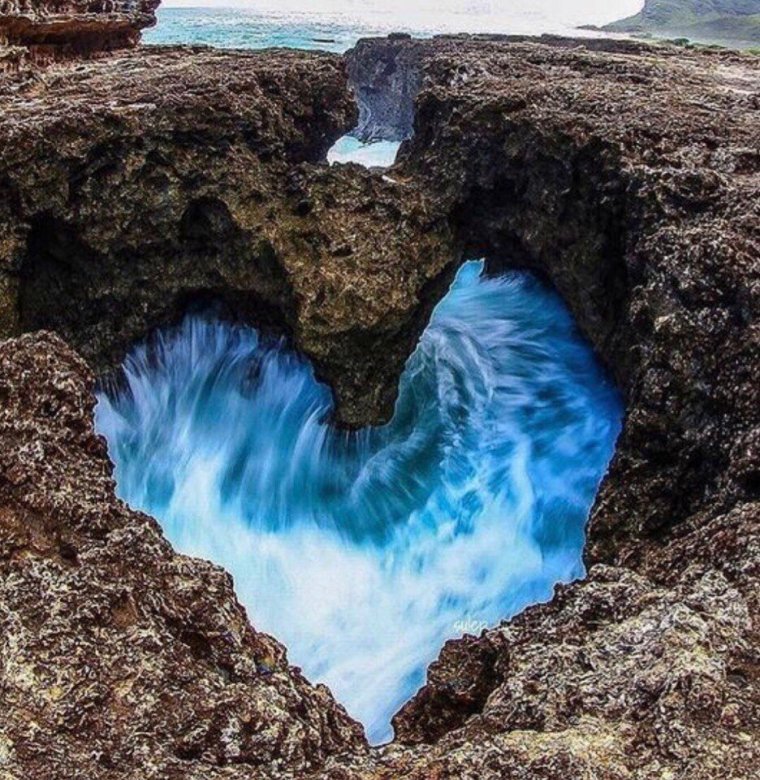 Озеро в форме сердца