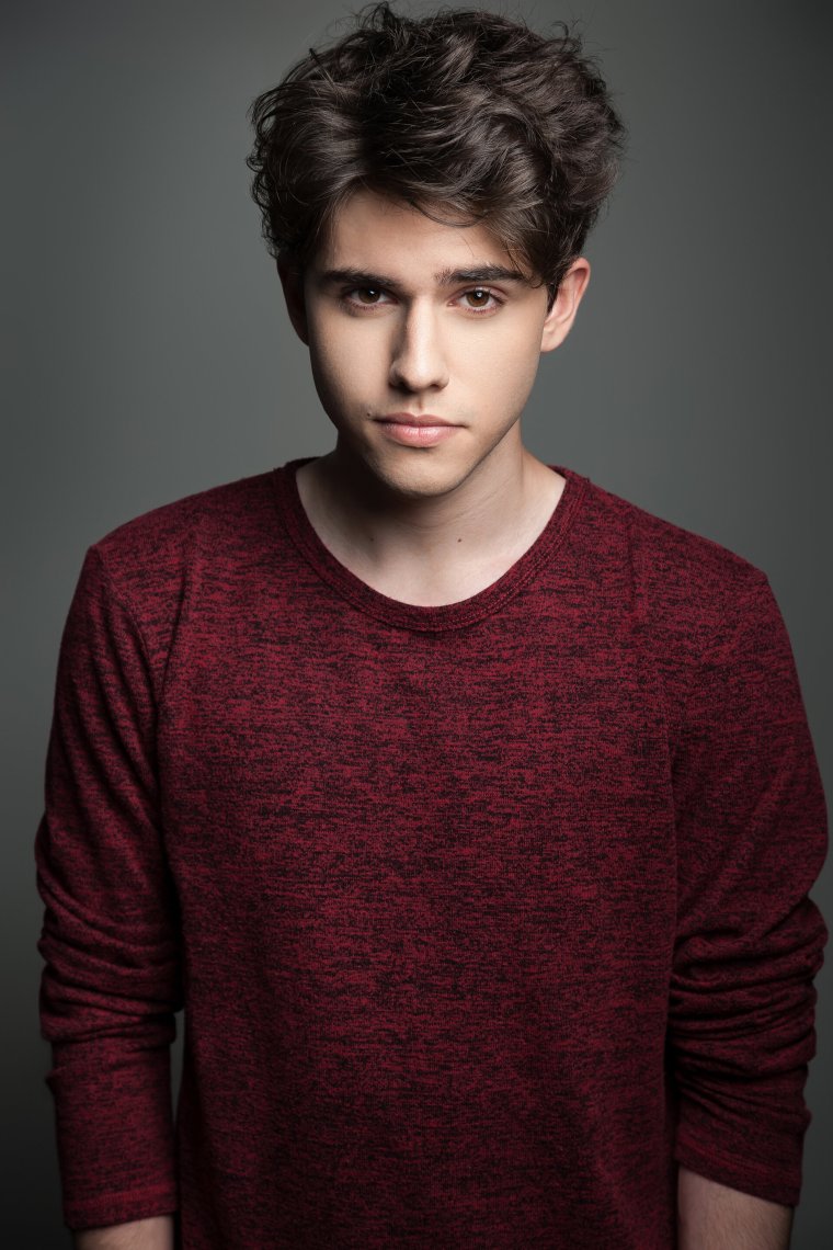 Риз Метью Бонд