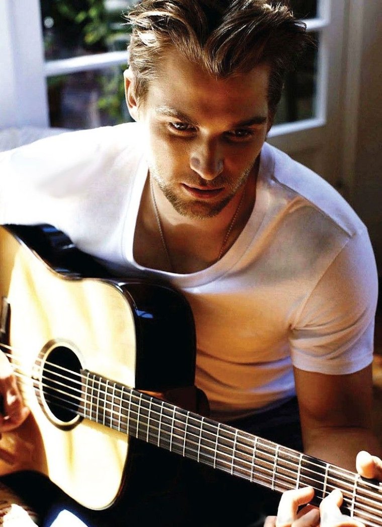 Майк Фогель