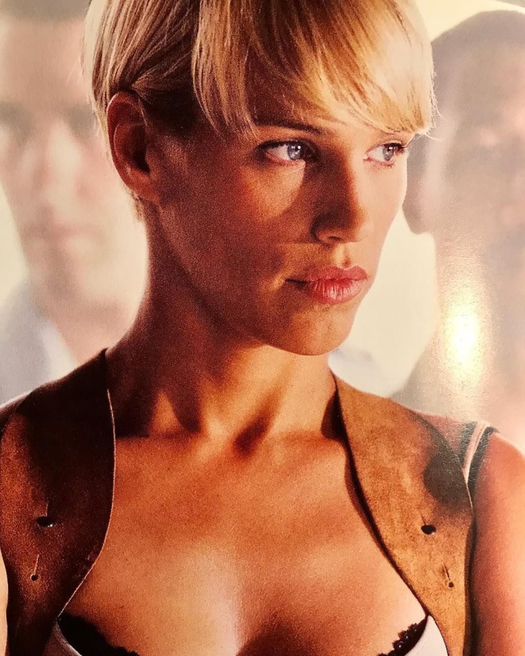 Эмма сьоберг Петра