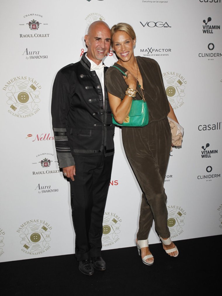 Эмма Виклунд с родителями