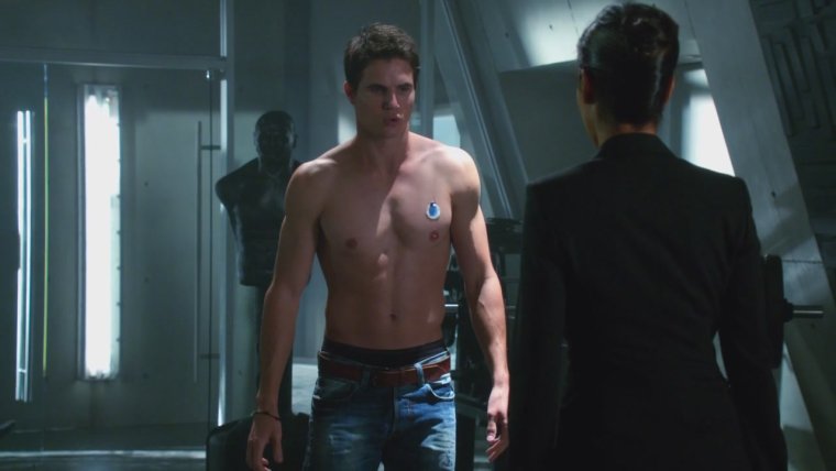 Робби Амелл торс люди будущего