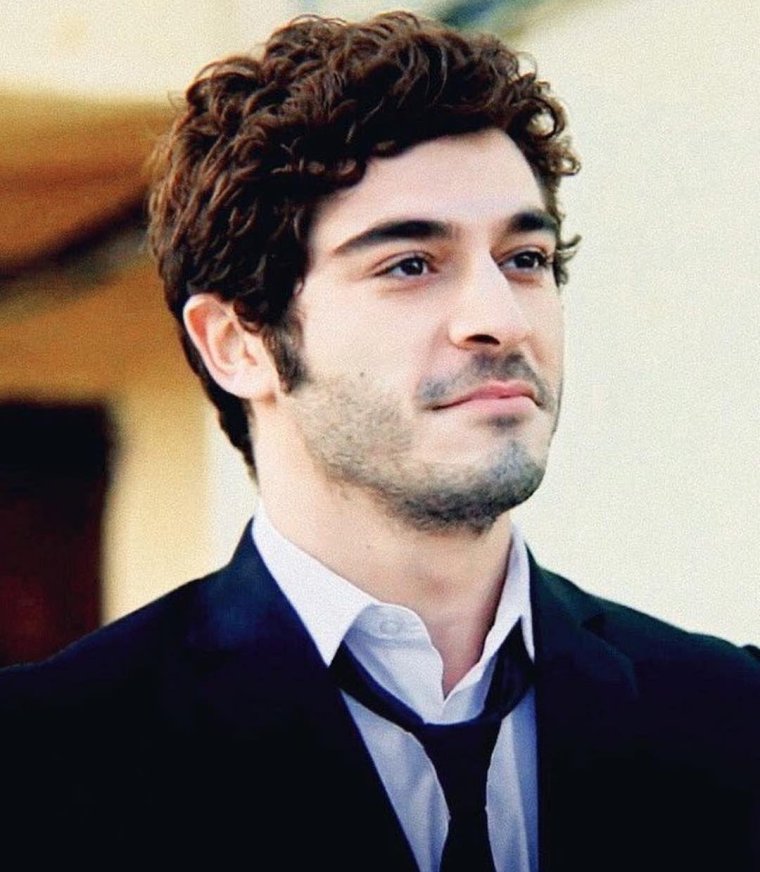 Бурак Дениз